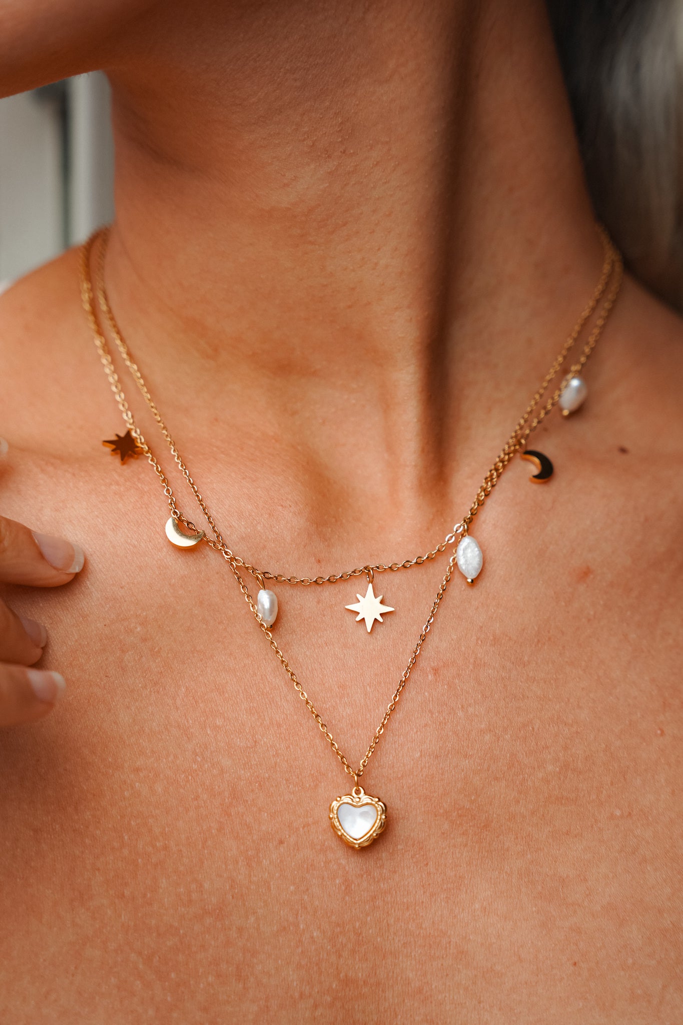 Perlen- und Mondlicht-Multi-Tropfen-Halskette